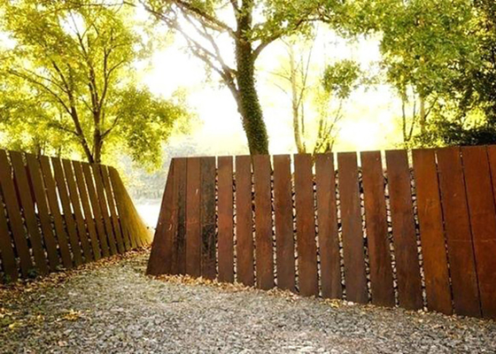 আবাসিক জন্য 2m উচ্চ গার্ডেন Corten ইস্পাত বেড়া প্যানেল বহি নকশা